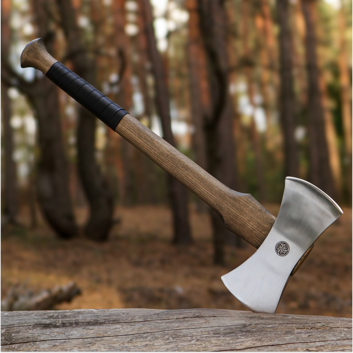 Functional double bit axe "Vargstal"