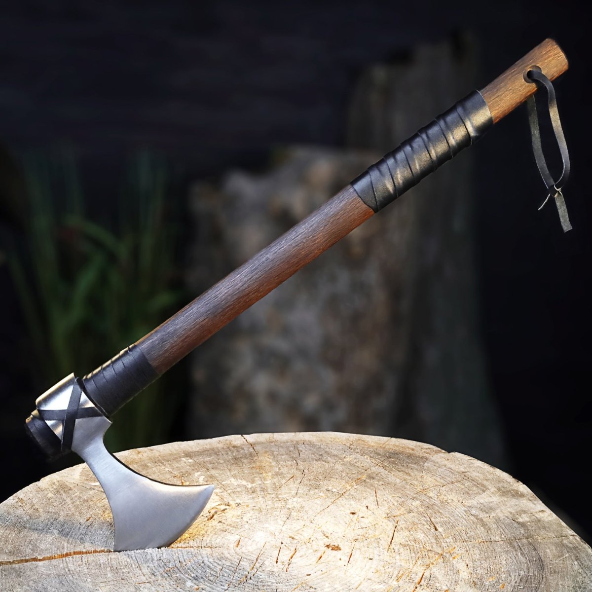 Viking Axe "Vindflaug" with Leather Wrap