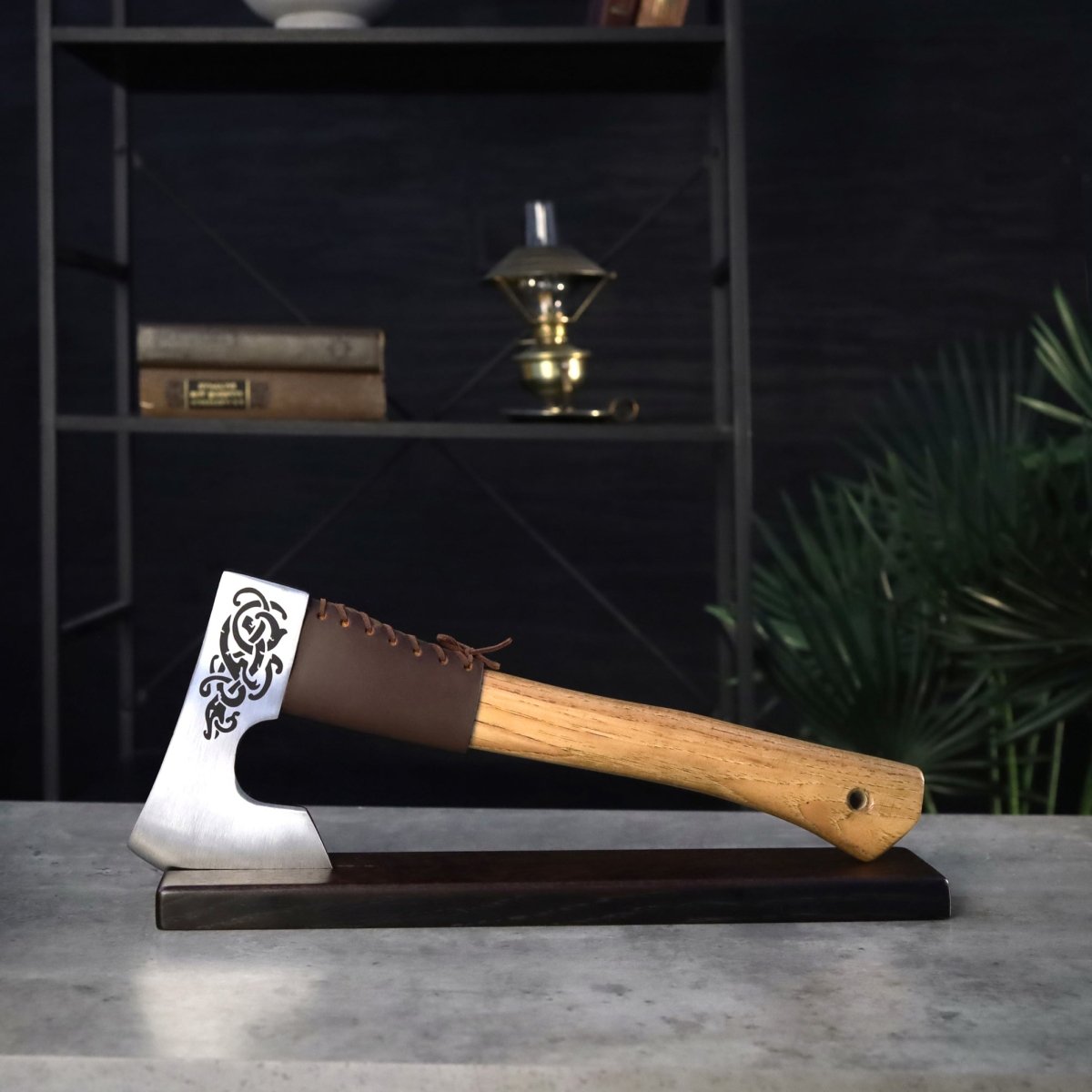 Compact Camping Axe "Skarnulf"