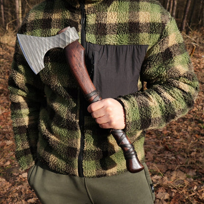 Hand forged axe “Sterk Vorley” with leather cover