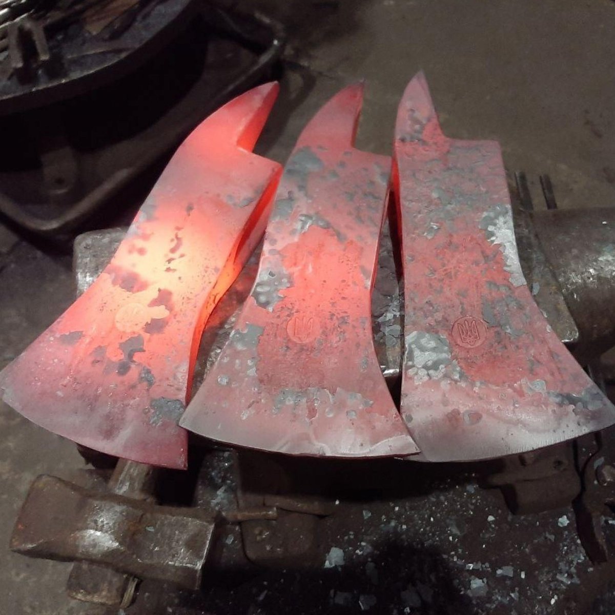 Hand forged Fireman's Axe "American superhero" with leather case