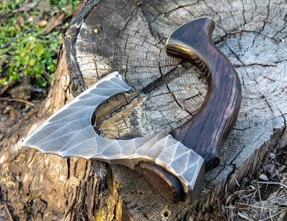 Hand forged hatchet "Skarpt Nebb" with leather cover
