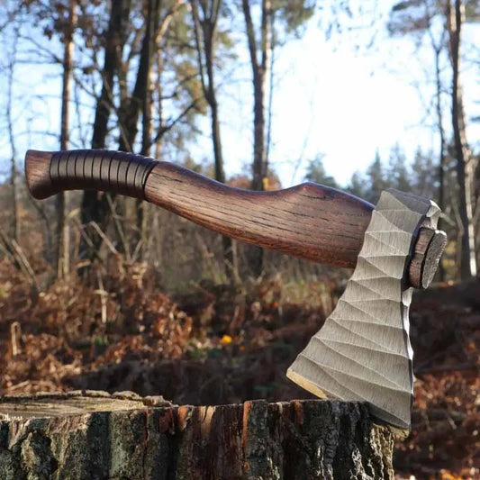 Hand forged hatchet “Vill Gustus”